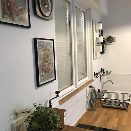 Le Madeline Apartment